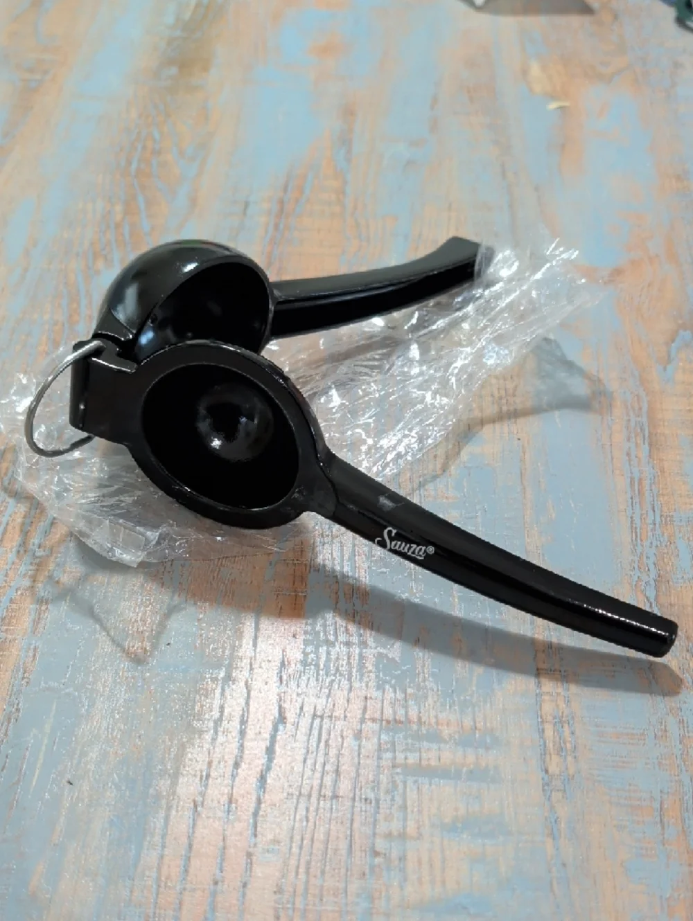 Sauza Handheld Citrus Juicer – NWT | Black Ceramic Manual Juicer Press